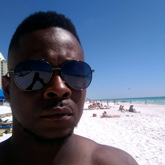 Meet your Posher, Andre - Picture 1 of 1